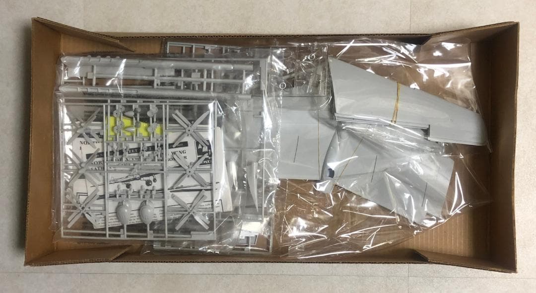 未組立 AMT/ERTL 1/72 X/YB-35 Flying Wing