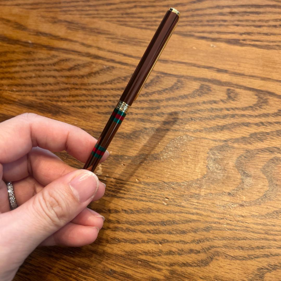 GUCCI ボールペン　万年筆　セット　グッチ　シェリーライン　k14