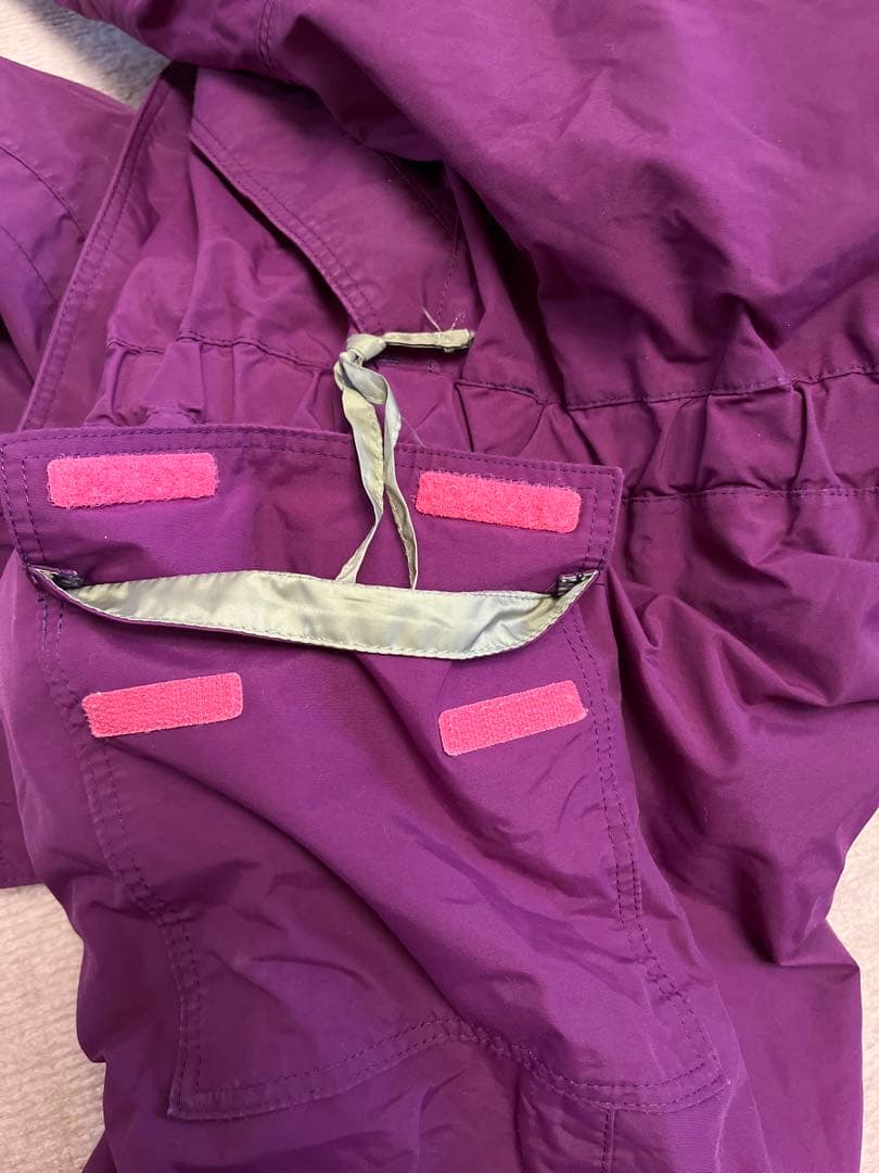 THE NORTH FACE 子ども用 ジャンプスーツ 紫/ピンク