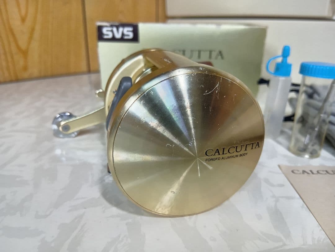 ★シマノ☆カルカッタ小船1000★使用少箱付