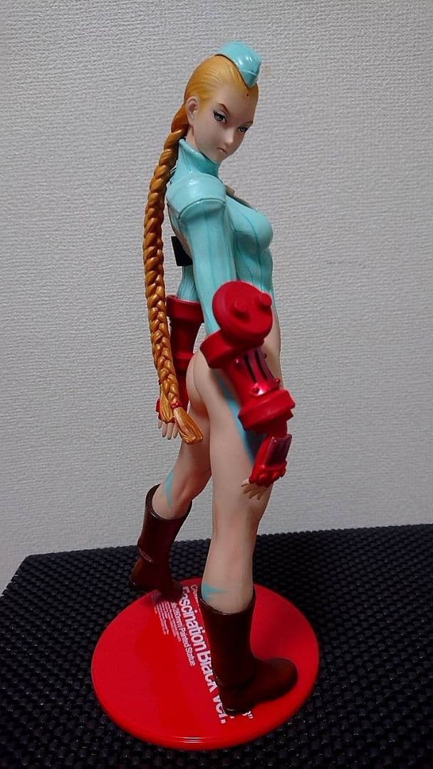 ストリートファイター II キャミィ フィギュア