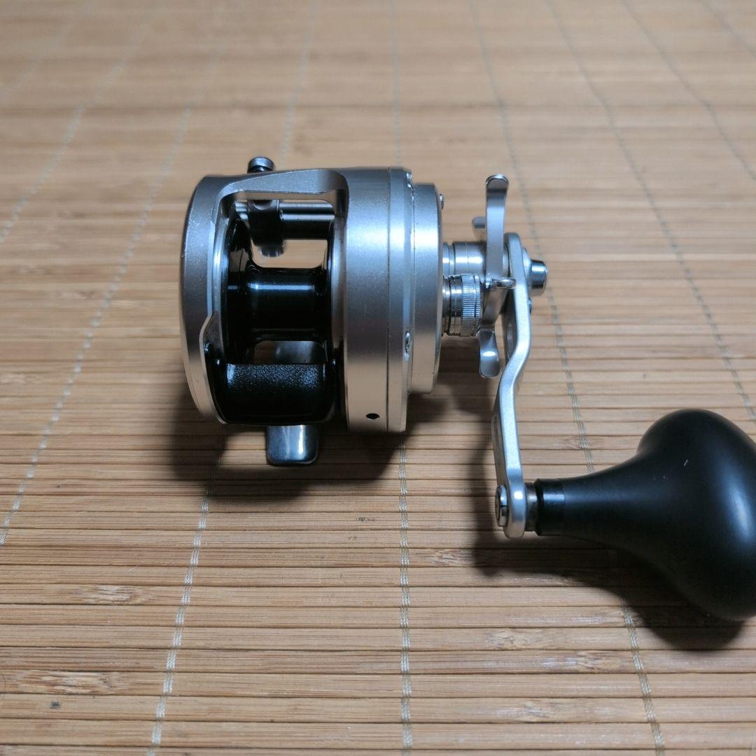 SHIMANO　シマノ　OCEA CALCUTT　オシアカルカッタ　300HG