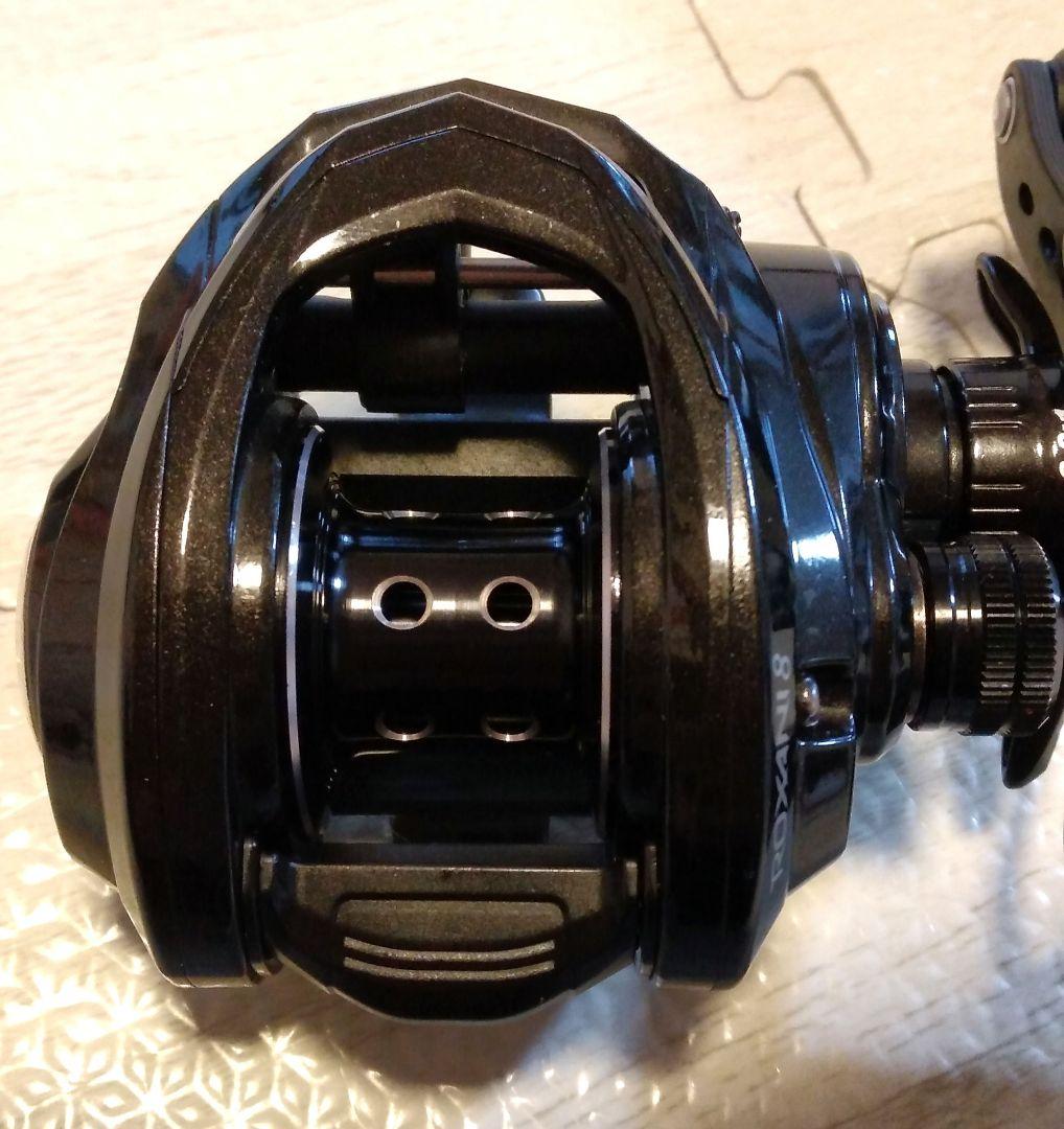 てんちゃん様 アブガルシア ロキサーニ8 右