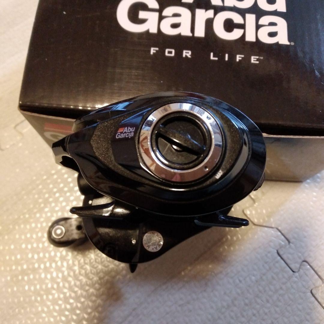 てんちゃん様 アブガルシア ロキサーニ8 右