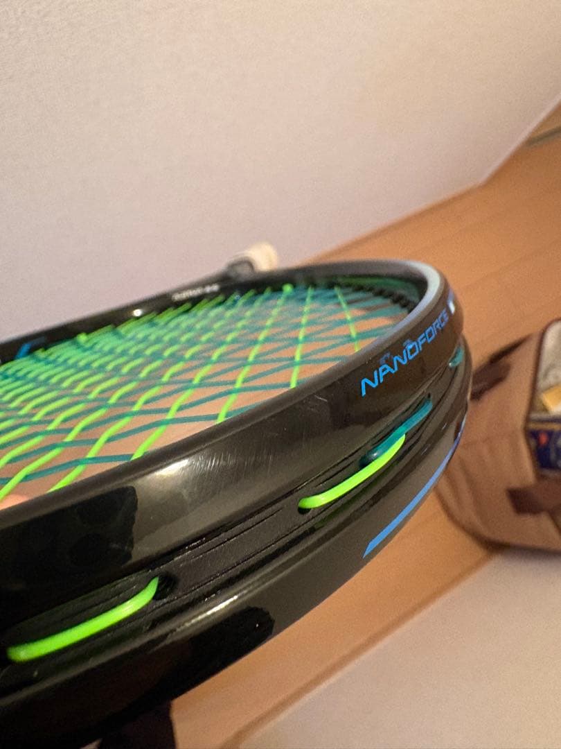 ヨネックス　ナノフォース 8V REV