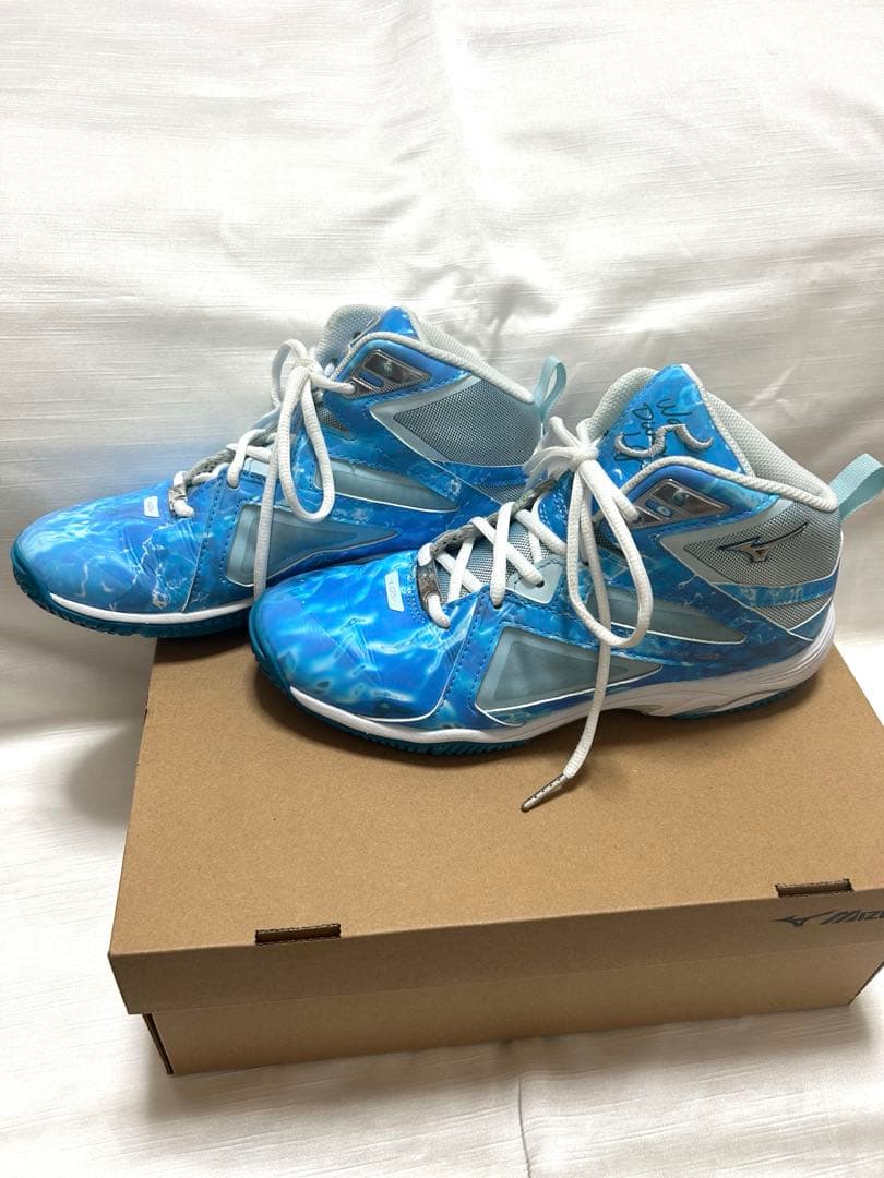 美品 ミズノウェーブダイバースLG5 限定品24.0cm