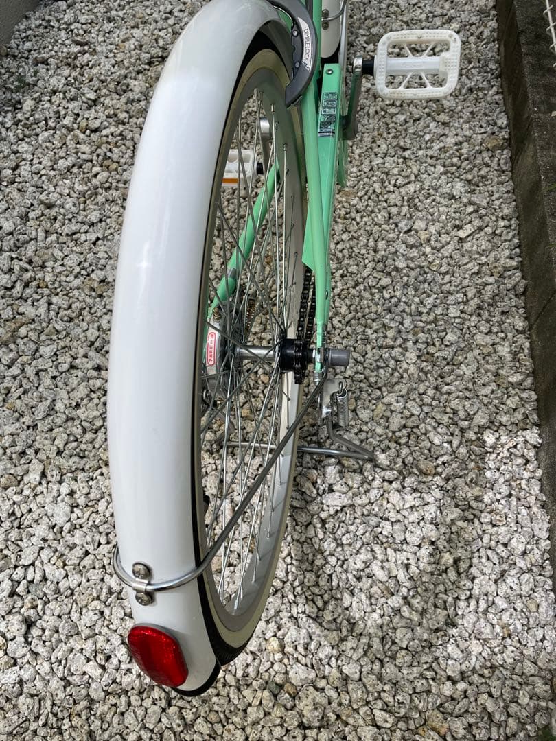 【直接のお引取り限定】　24インチ 子供用自転車　ヘルメット付き