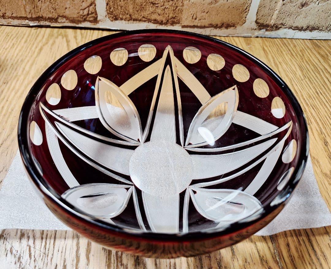 未使用！江戸切子　江戸被切子 深鉢 赤きりこ 18cm サラダボール 硝子鉢