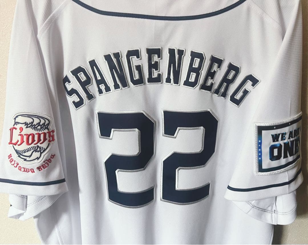 【マジェスティック製】埼玉西武ライオンズ　ユニフォーム　スパンジェンバーグ　22
