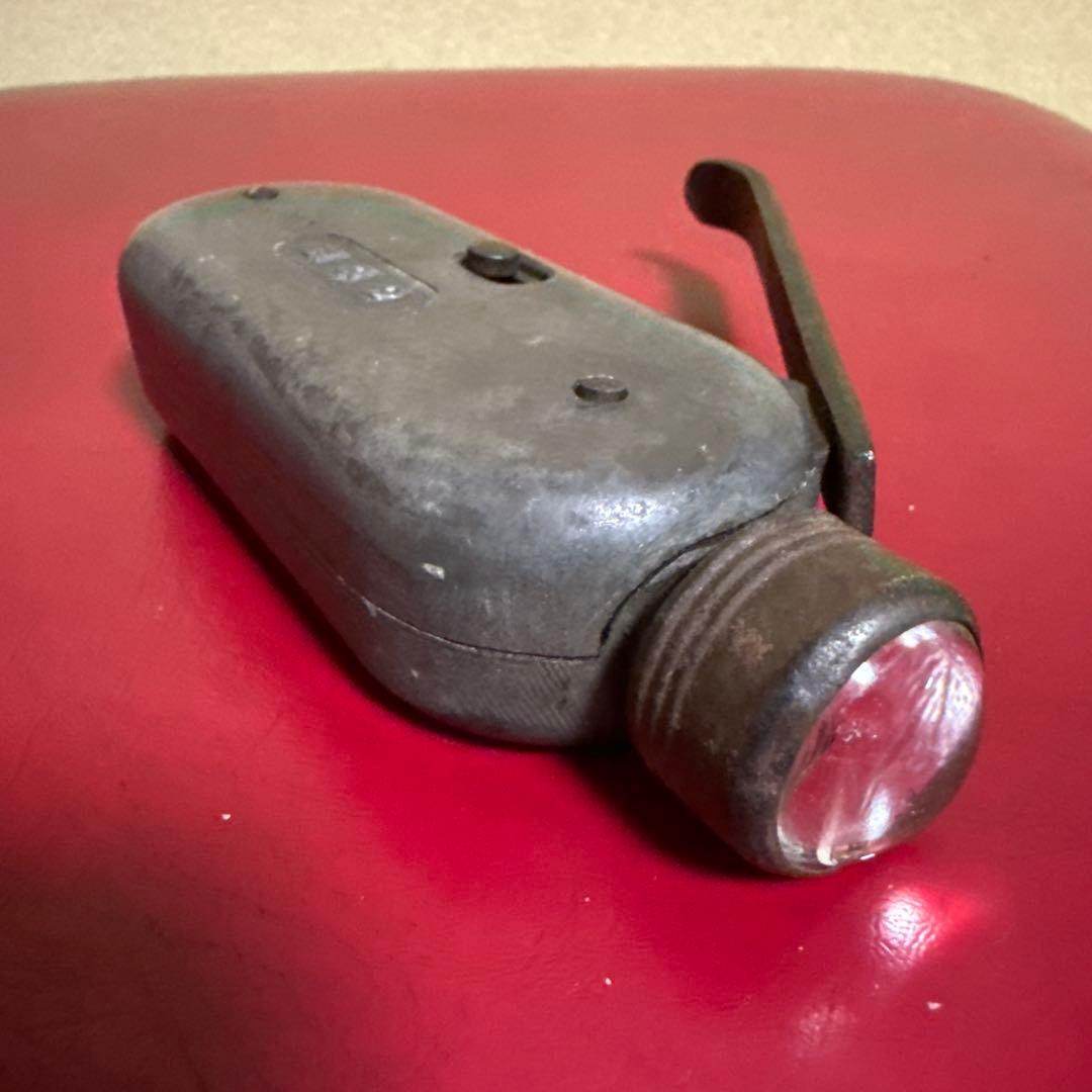 希少 大日本帝国陸軍 ほたる 手動式懐中電灯 旧日本軍 陸軍 戦時