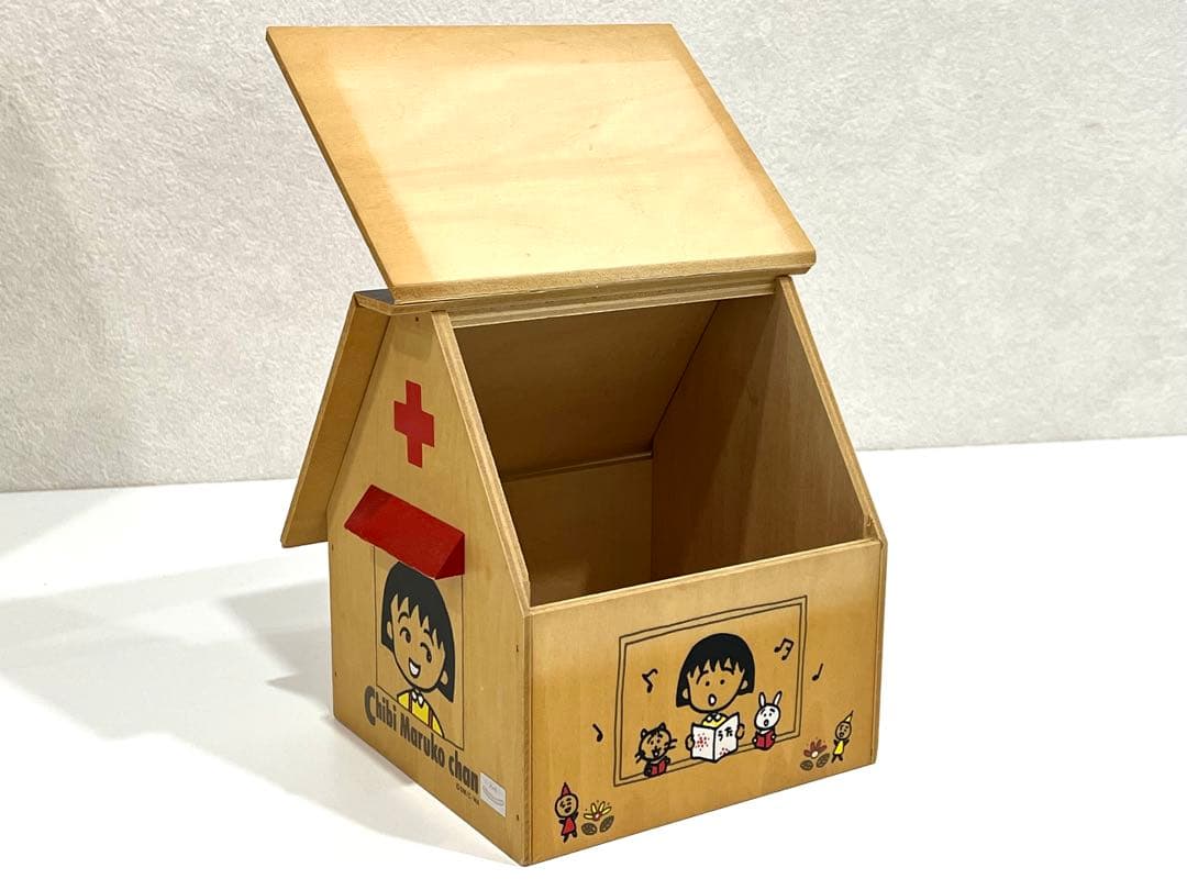 f057 超希少　昭和　レトロ　ちびまる子ちゃん　救急箱　赤十字マーク