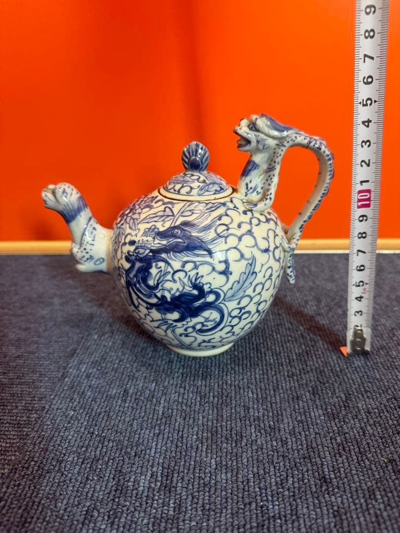 2063 中国骨董　大清雍正年製銘　染付龍文　獣　急須　時代物