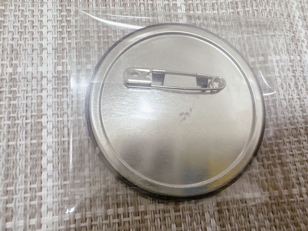 缶バッジ　葛葉　にじさんじ