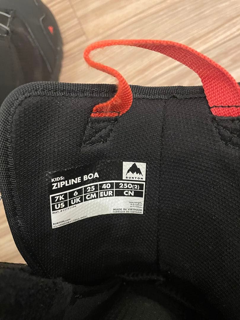 BURTON　子ども用スノーボードブーツ 25cm