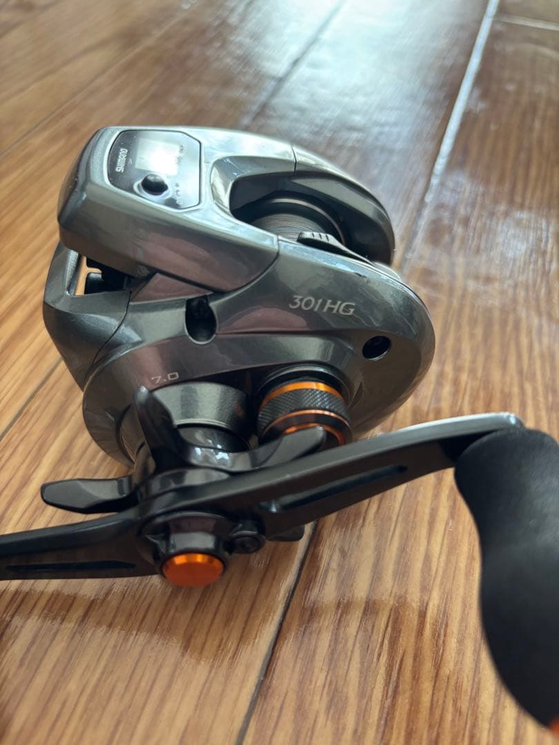 か*つ様 シマノ 17バルケッタ 301HG 中古品