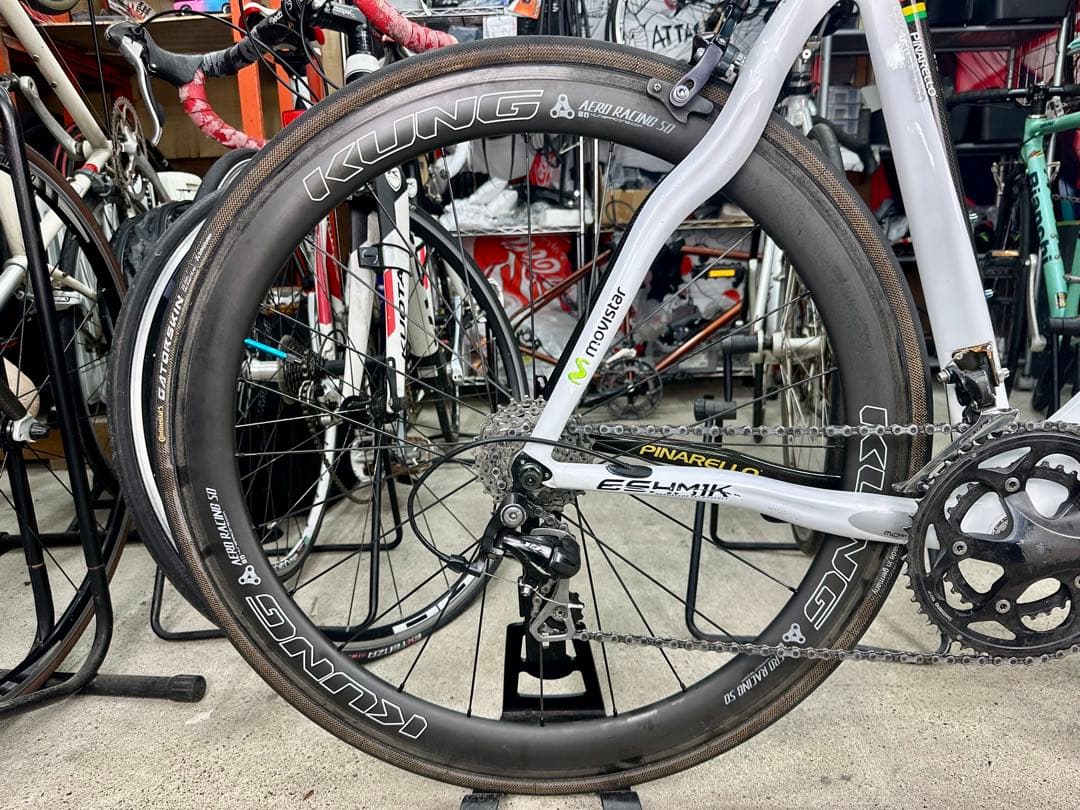 分解発送送料無料！DOGMA 65.1タイプ中華カーボン カーボンホイール