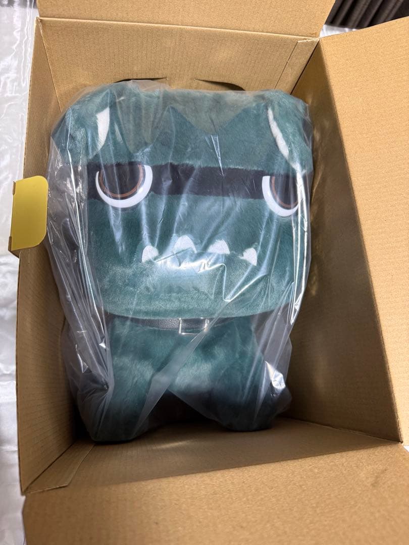 【非売品】三菱デリカミニ購入特典デリ丸。ぬいぐるみ ＆コールマン ランタン