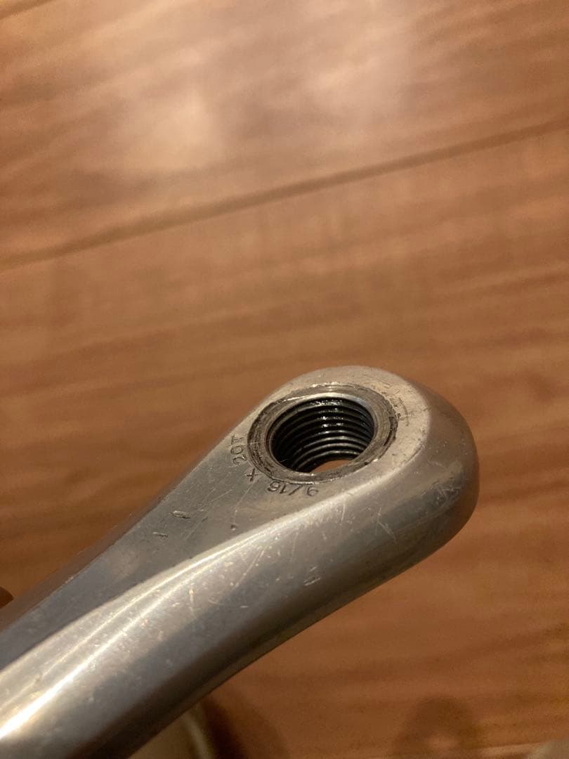 suntour SUPERB PROクランク ボルト付き