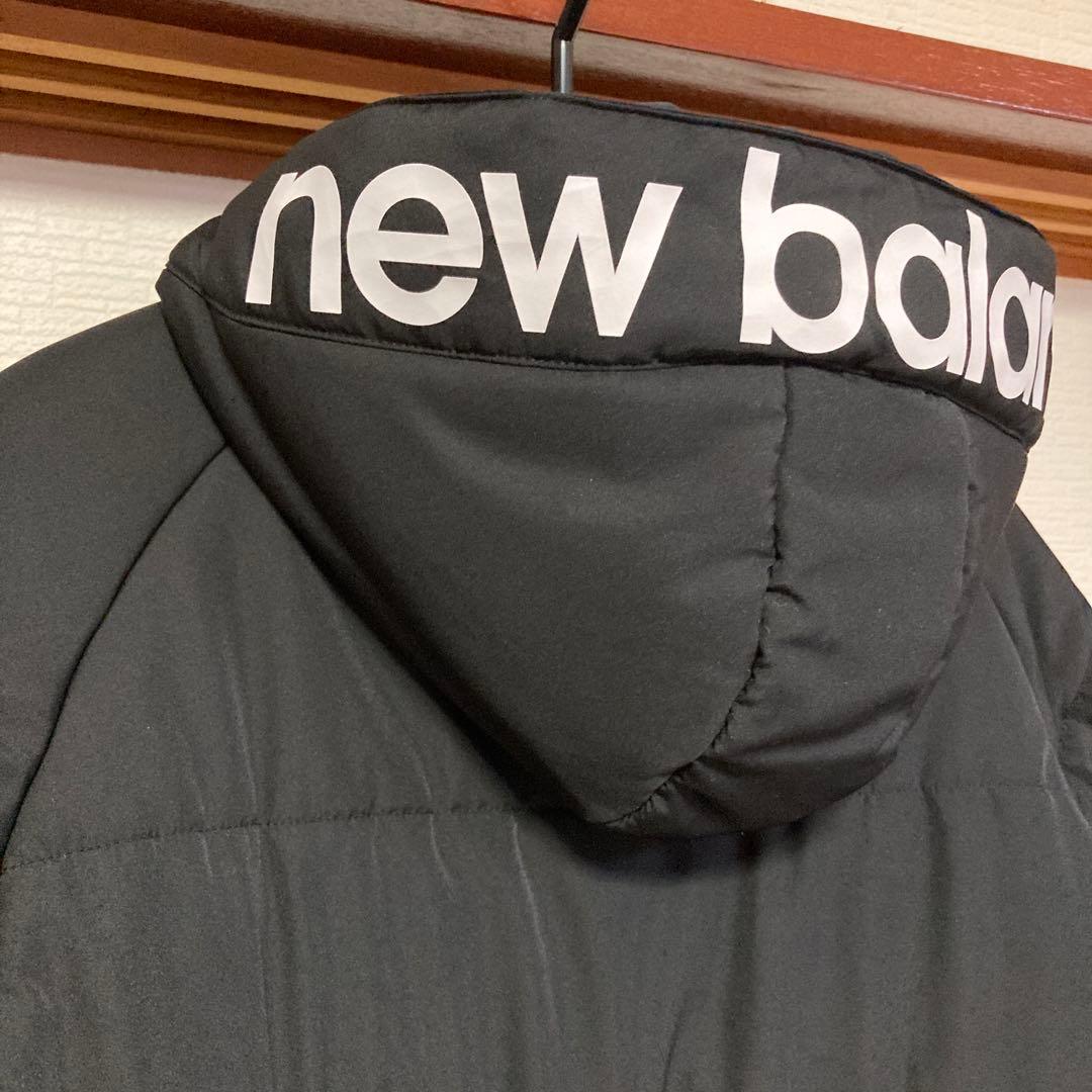 ニューバランス　ブラック ベンチコート　Mサイズ　帽子　ロゴ　防寒着