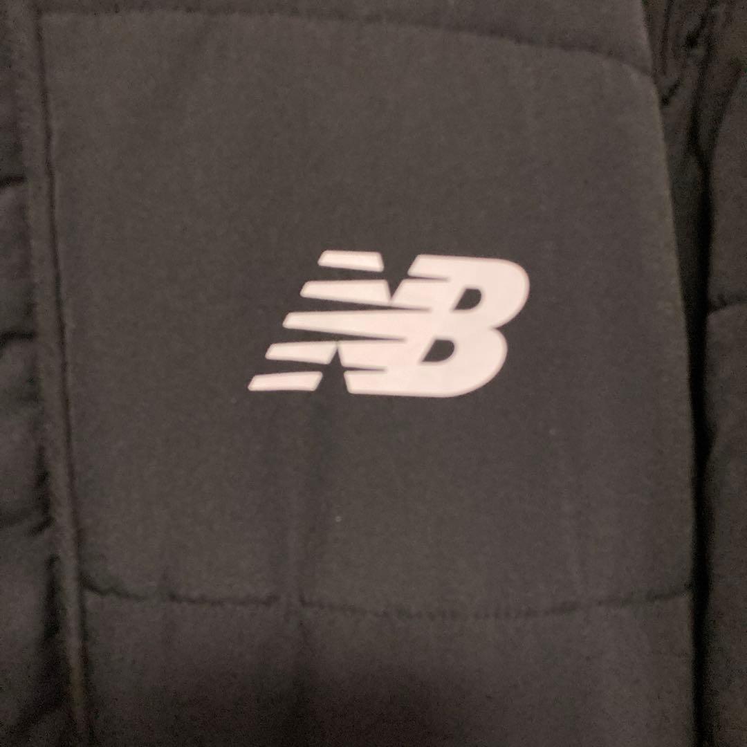 ニューバランス　ブラック ベンチコート　Mサイズ　帽子　ロゴ　防寒着