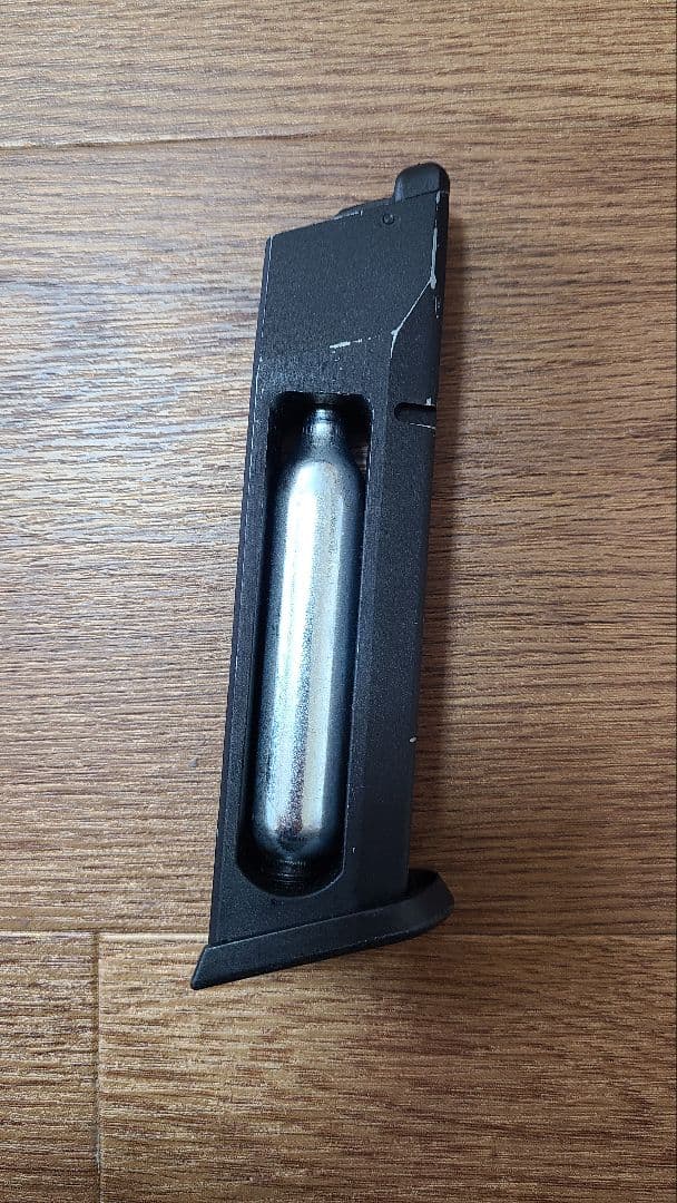 ゆうもCarbon8 CZ P09 CO2エアガン18禁マガジン１本