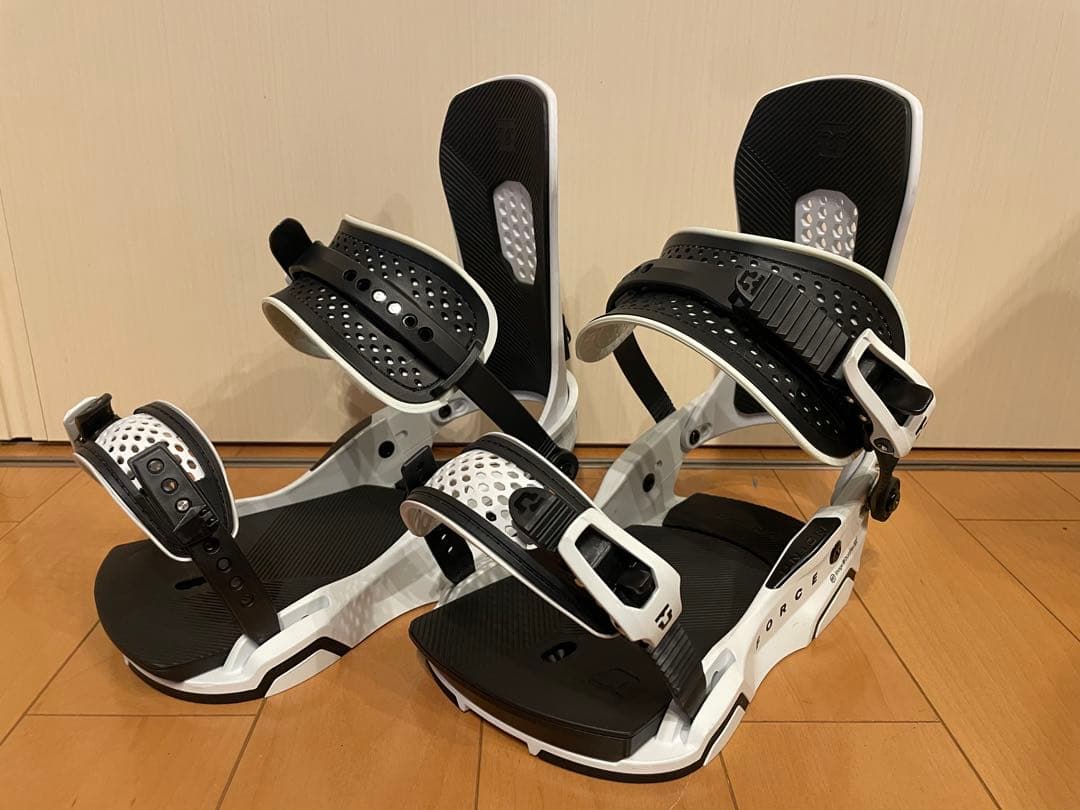 UNION FORCE Mサイズ ホワイト 23-24モデル