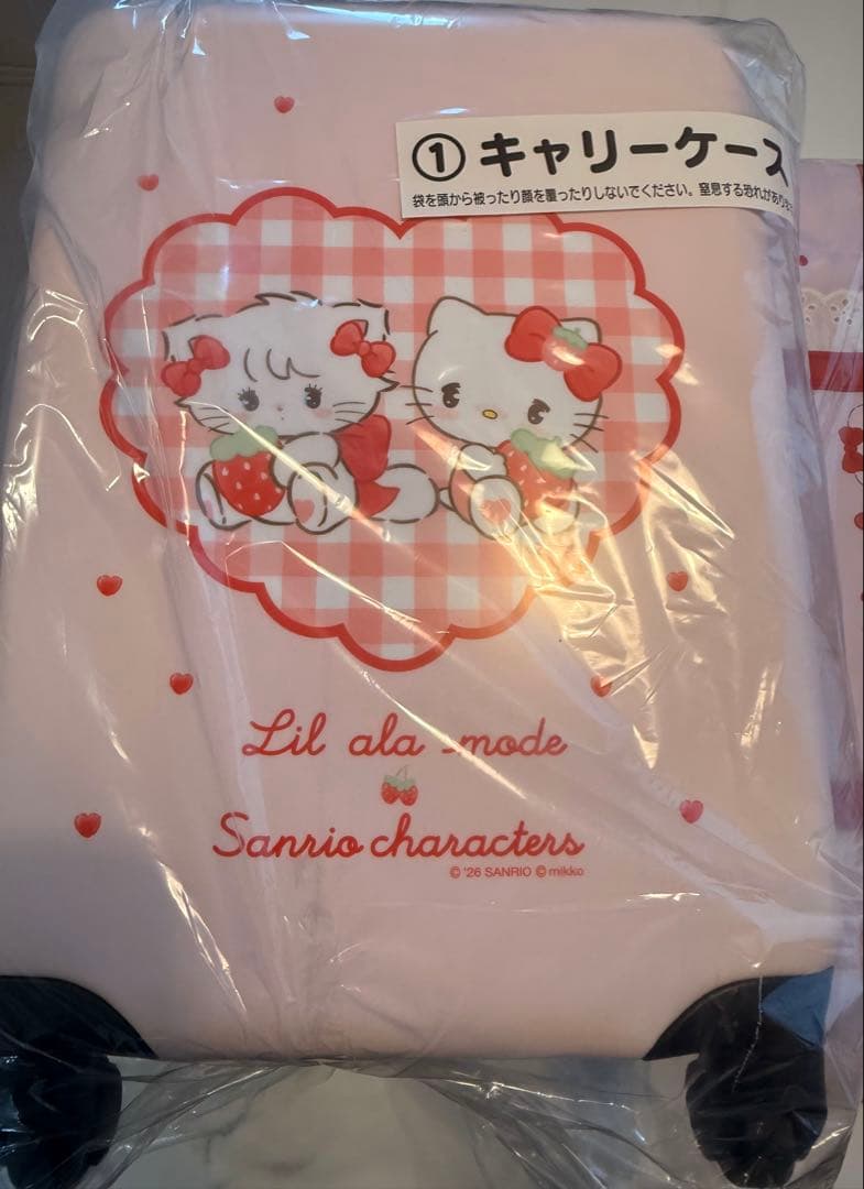 サンリオキャラクターズ Lil ala mode キャリーケース ボストンバッグ