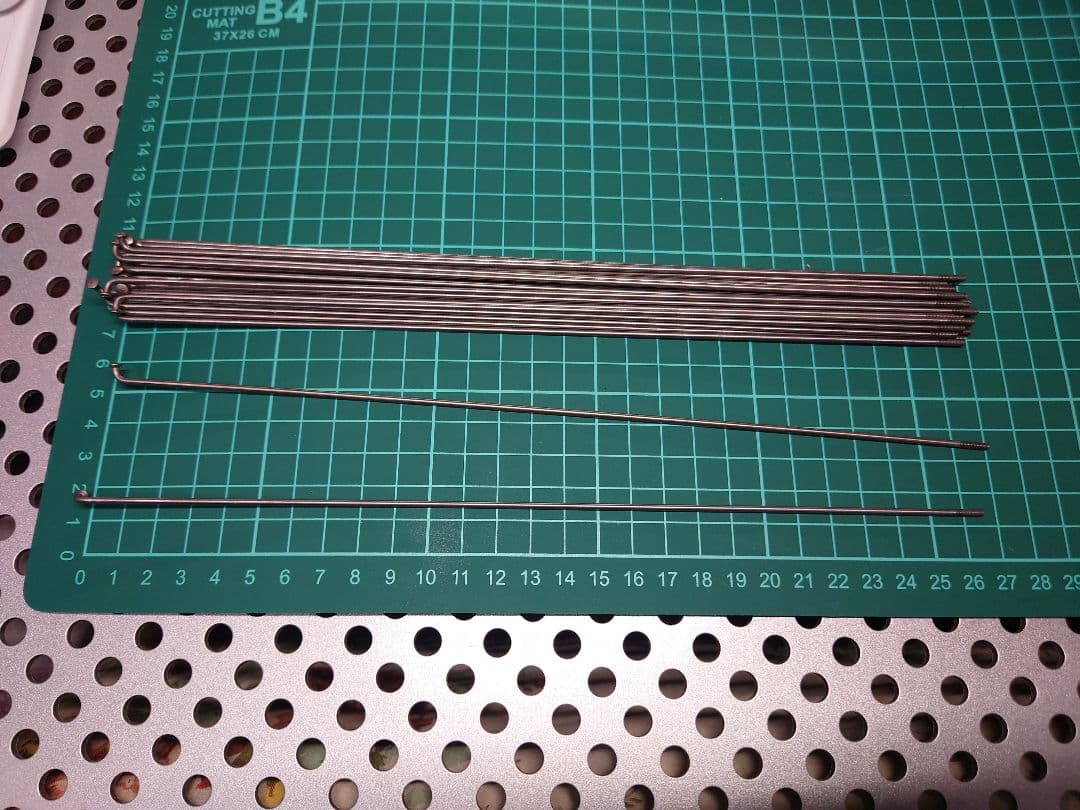 オールドパーツ 激レア 星チタンスポーク 2㎜ 266㎜ 14番 32本