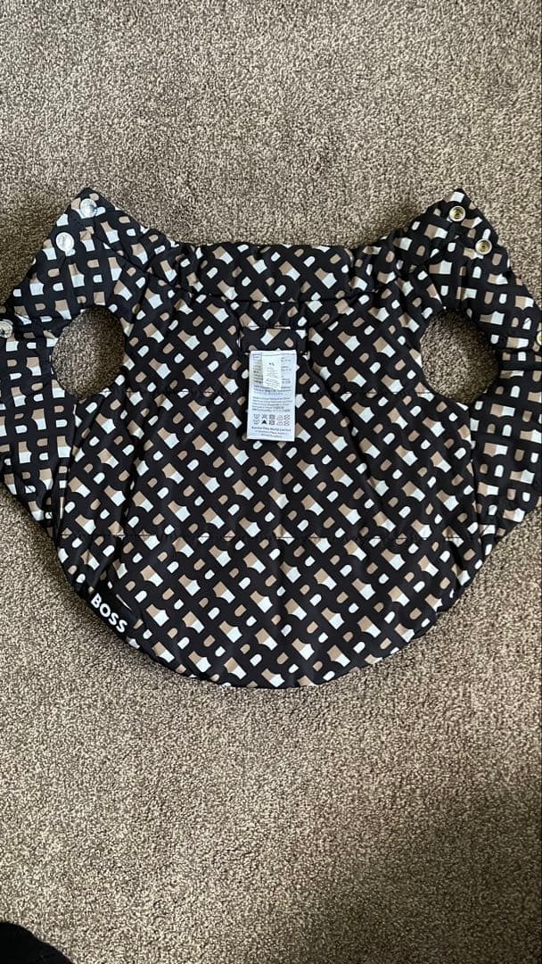 BOSS ブラック犬服