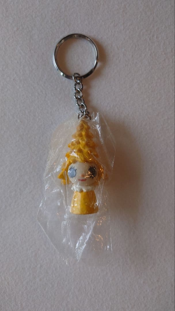 奈良美智展 フィギュアキーホルダー 黄色 未使用