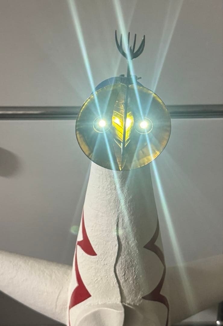 太陽の塔1/144スケール、塗装済完成モデル、岡本太郎、海洋堂フィギュア、箱付き