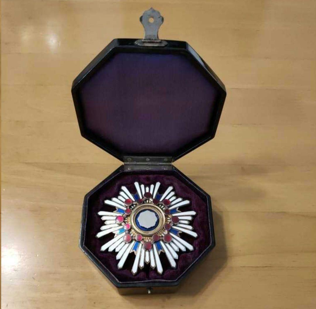 【レア 極美品】勲二等瑞宝章 八角型共箱 明治 勲章 初期　瑞宝重光章 本物保証