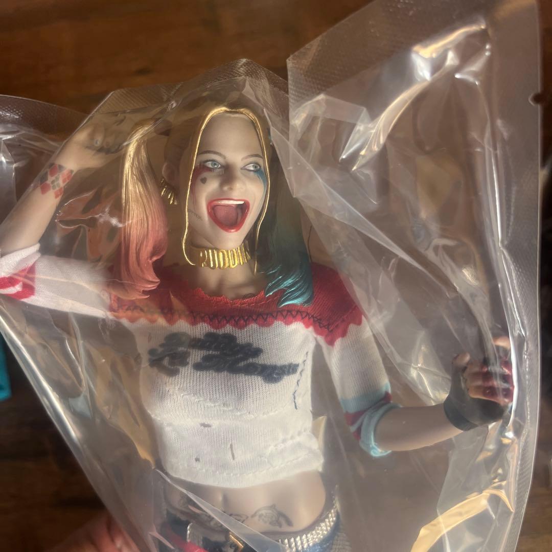 30cm ハーレイクイン 1/6 バットマン スーサイド スクワッド　フィギュア