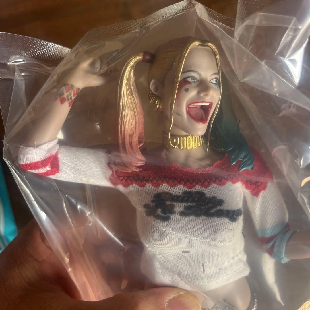 30cm ハーレイクイン 1/6 バットマン スーサイド スクワッド　フィギュア