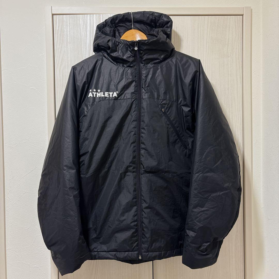 美品　ATHLETA ナイロンパーカー　ナイロンジャケット　中綿入り　アウター