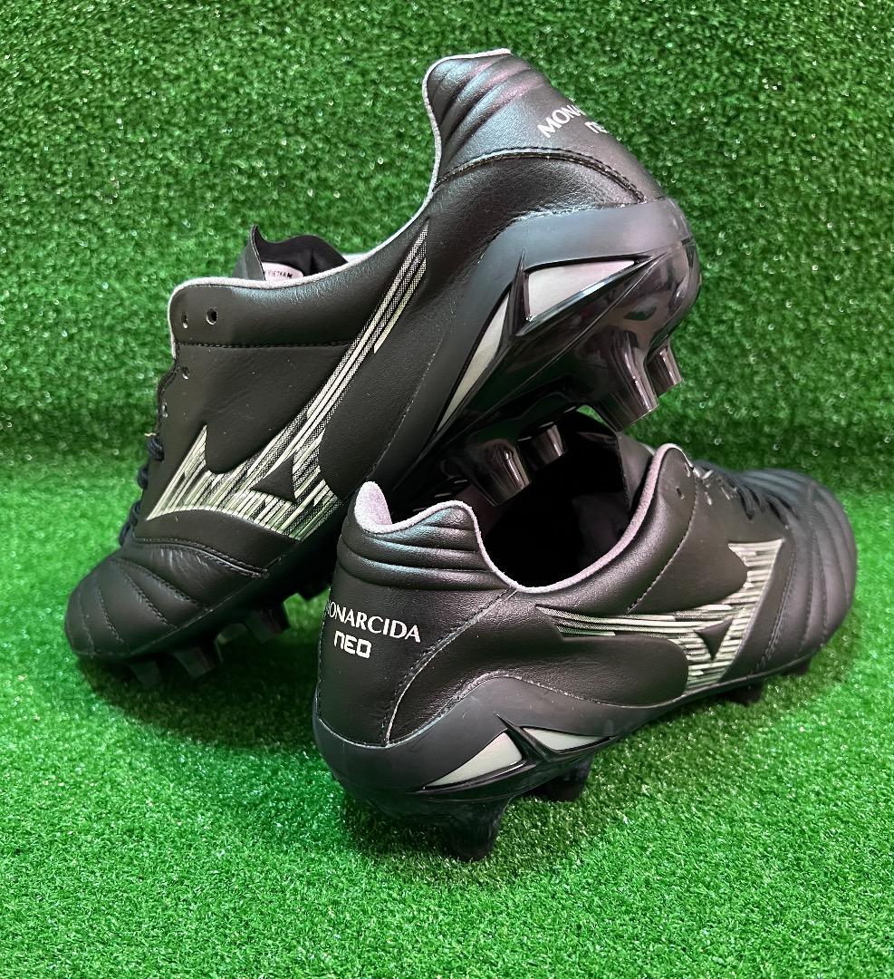 ミズノ モナルシーダ NEO III ELITE　ブラック×ギャラクシーシルバー