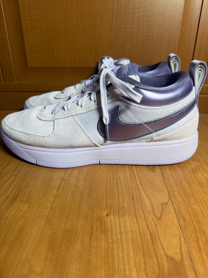 ナイキ BOOK 1 【28センチ】