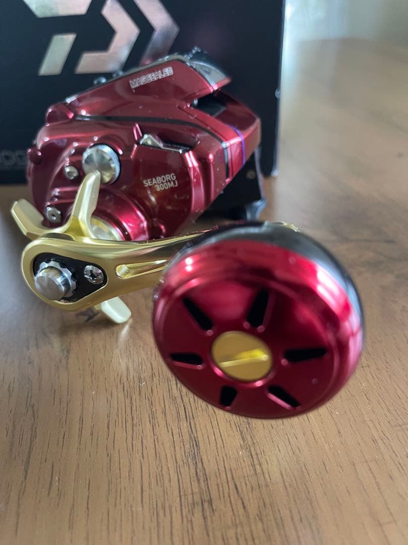 [超美品]DAIWA SEABORG 300MJ 電動リール