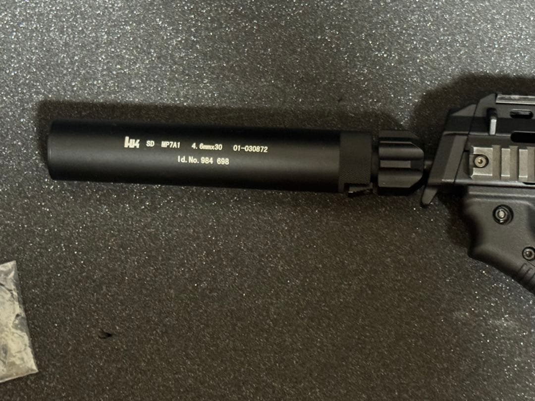 つ*ー様 メ*す　東京マルイ MP7電動ガン 外装カスタム品