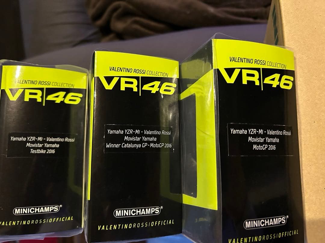 デアゴスティーニ　YZRーM1