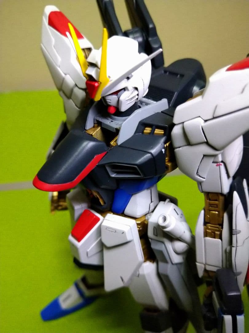 【オマケ付 全塗装済完成品】 MGストライクフリーダム デスティニー