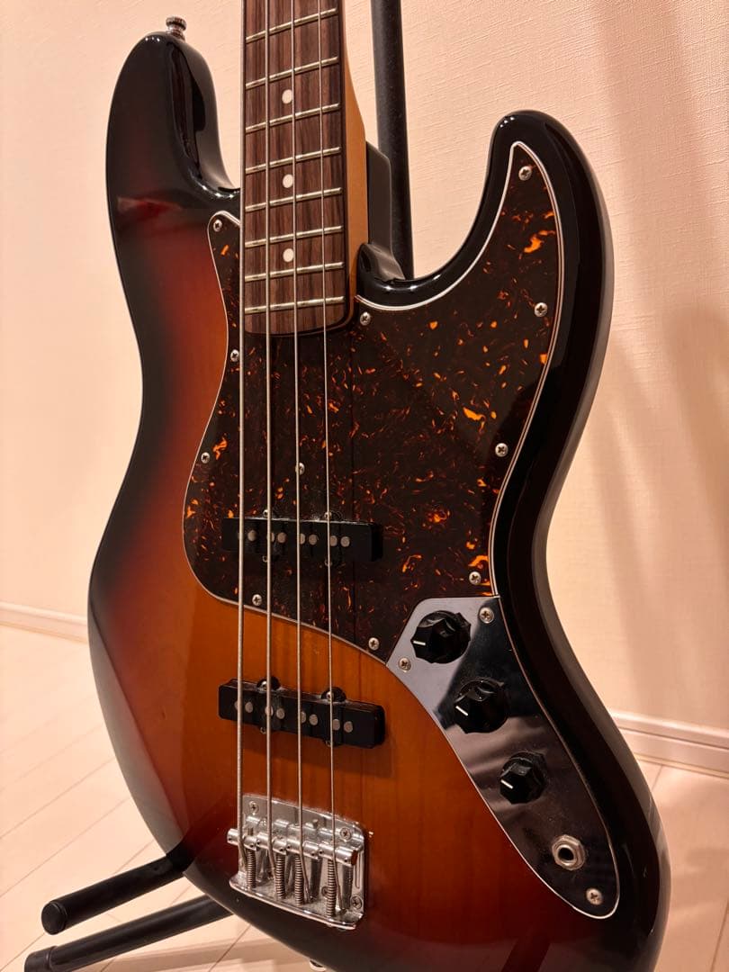 富士弦ネオクラシックジャズベース2015年製上位モデル　サンバースト