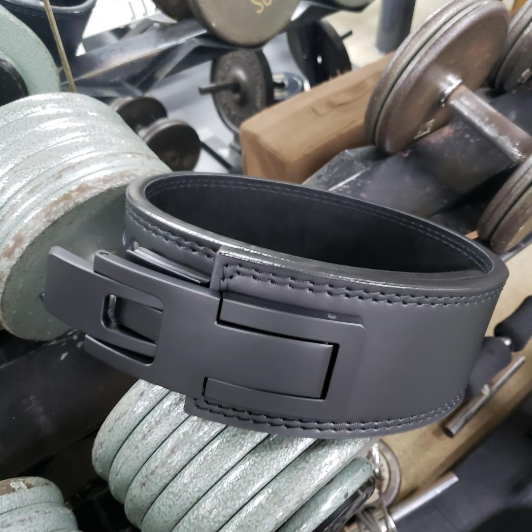 レバーアクションベルト 可変式パワーベルト オールブラック 10ｍｍ Mサイズ