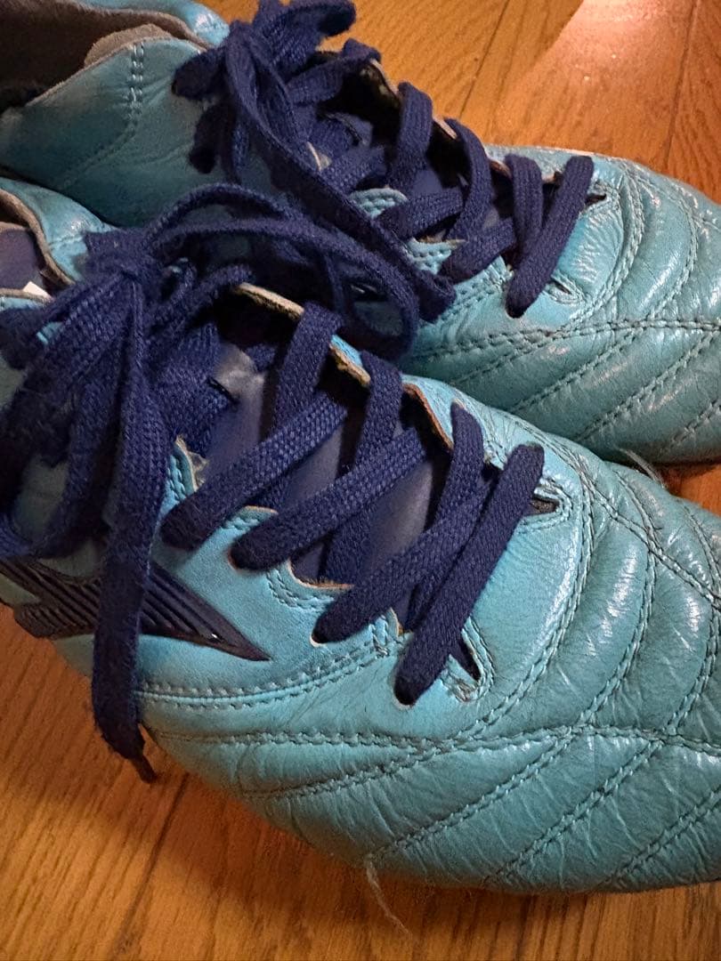 【超希少カラー】ミズノ モレリア NEO 2 サイズ26cm