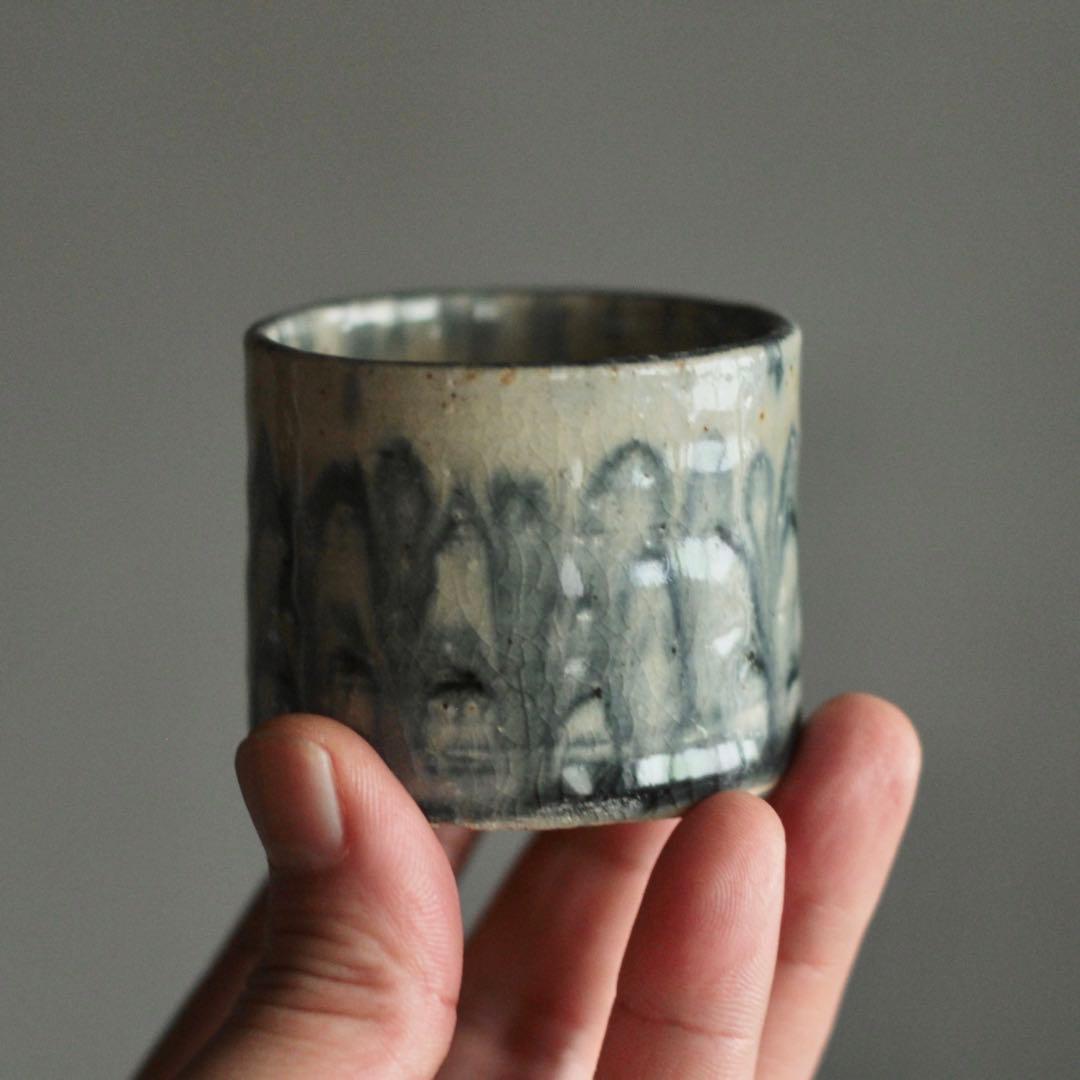 陶胎染付 筒盃 ぐい呑み 盃 ちょこ 酒器 古道具 アンティーク