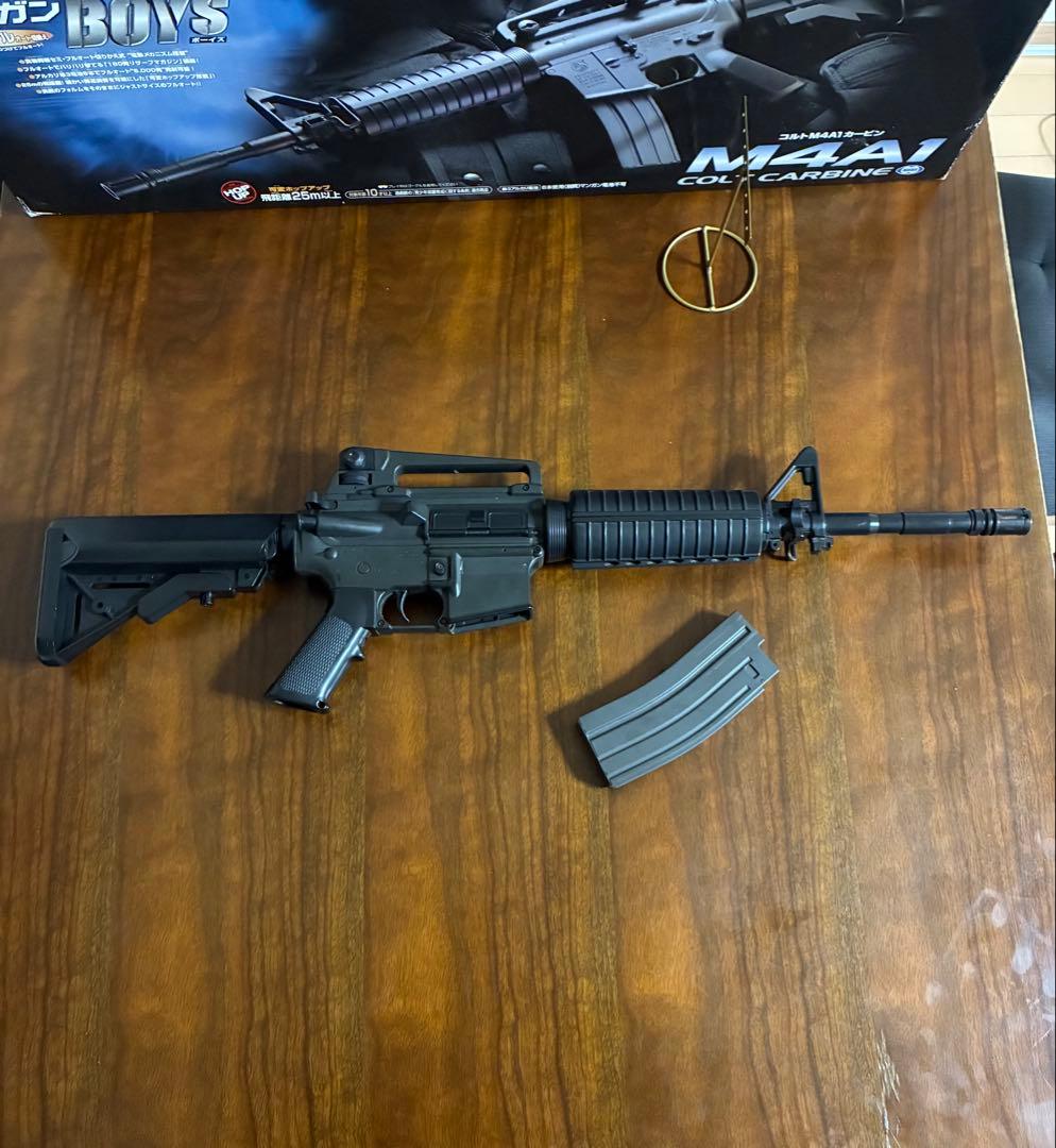 美品　東京マルイ　カスタム品　M4A1 電動ガン　金属ピニオンギア　初速アップ品
