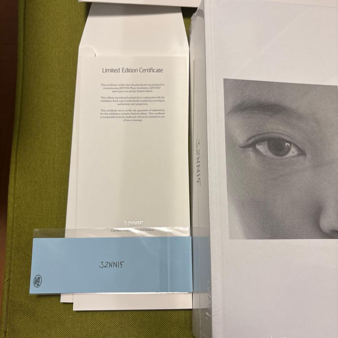 JENNIE J2NNI5 写真展 ジェニ 写真集 フォトブック