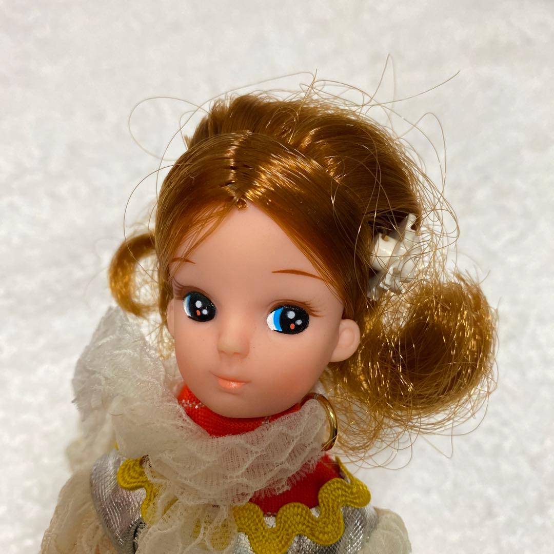 ニューリカちゃん　冊子付き　箱入