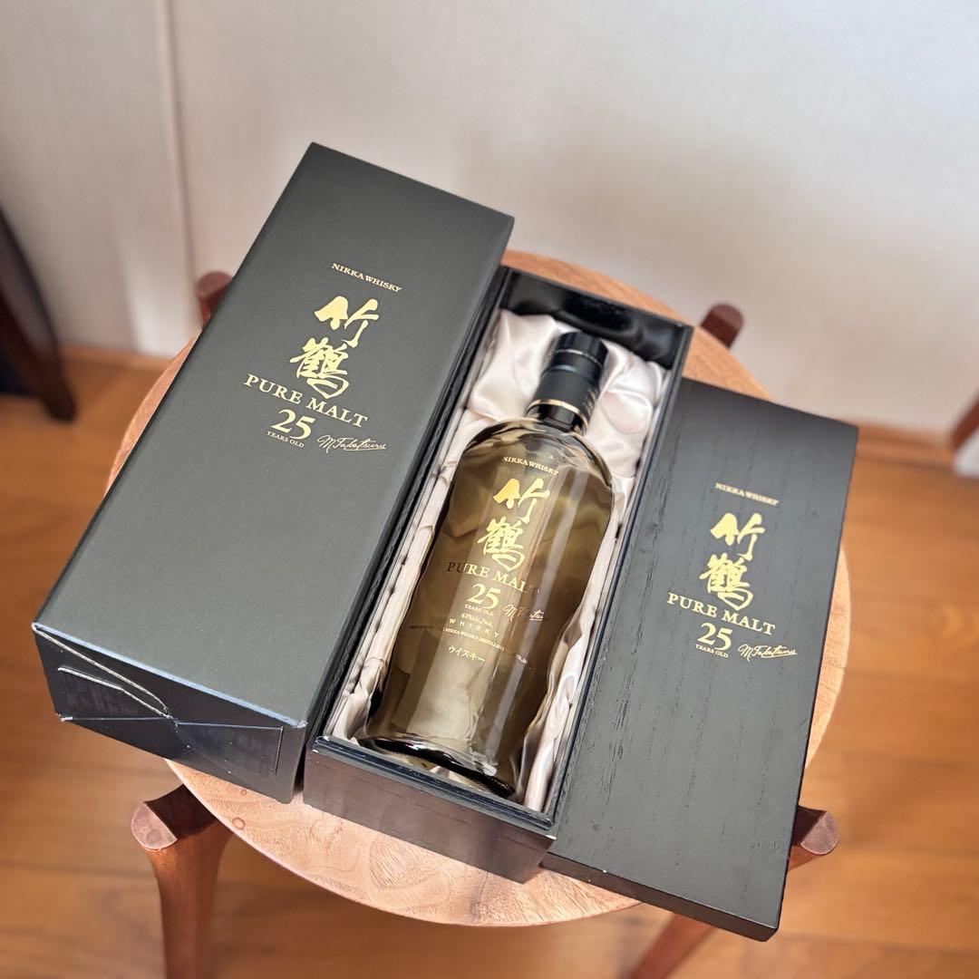 あ*様 竹鶴 ピュアモルト 25年 空瓶 箱付き