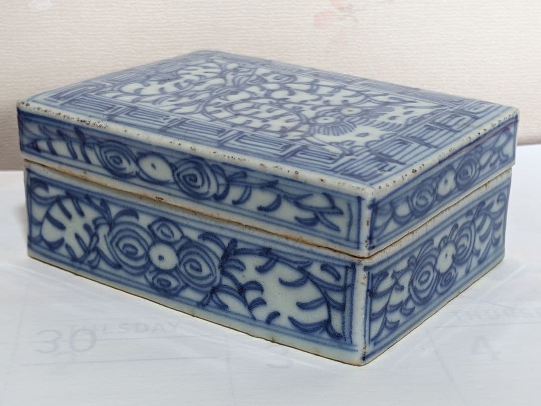 ♦中国古陶磁 青花 長方形印盒 盒子 染付 印泥入 古玩 古美術品 骨董品
